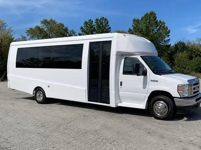 hollister charter bus rental